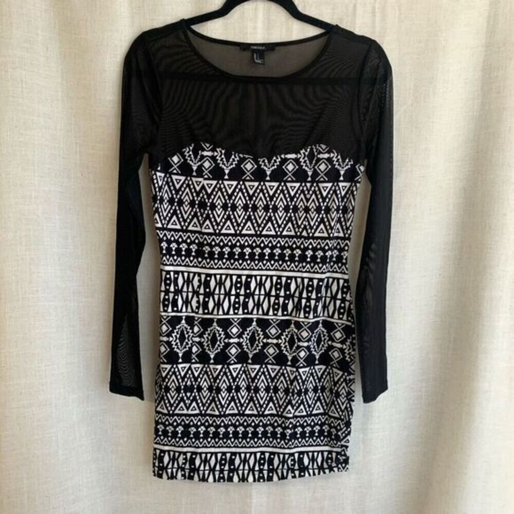 Forever21 Juniors Large Black Mini‎ Dress Sheer Long Sleeve Geometric Pattern
